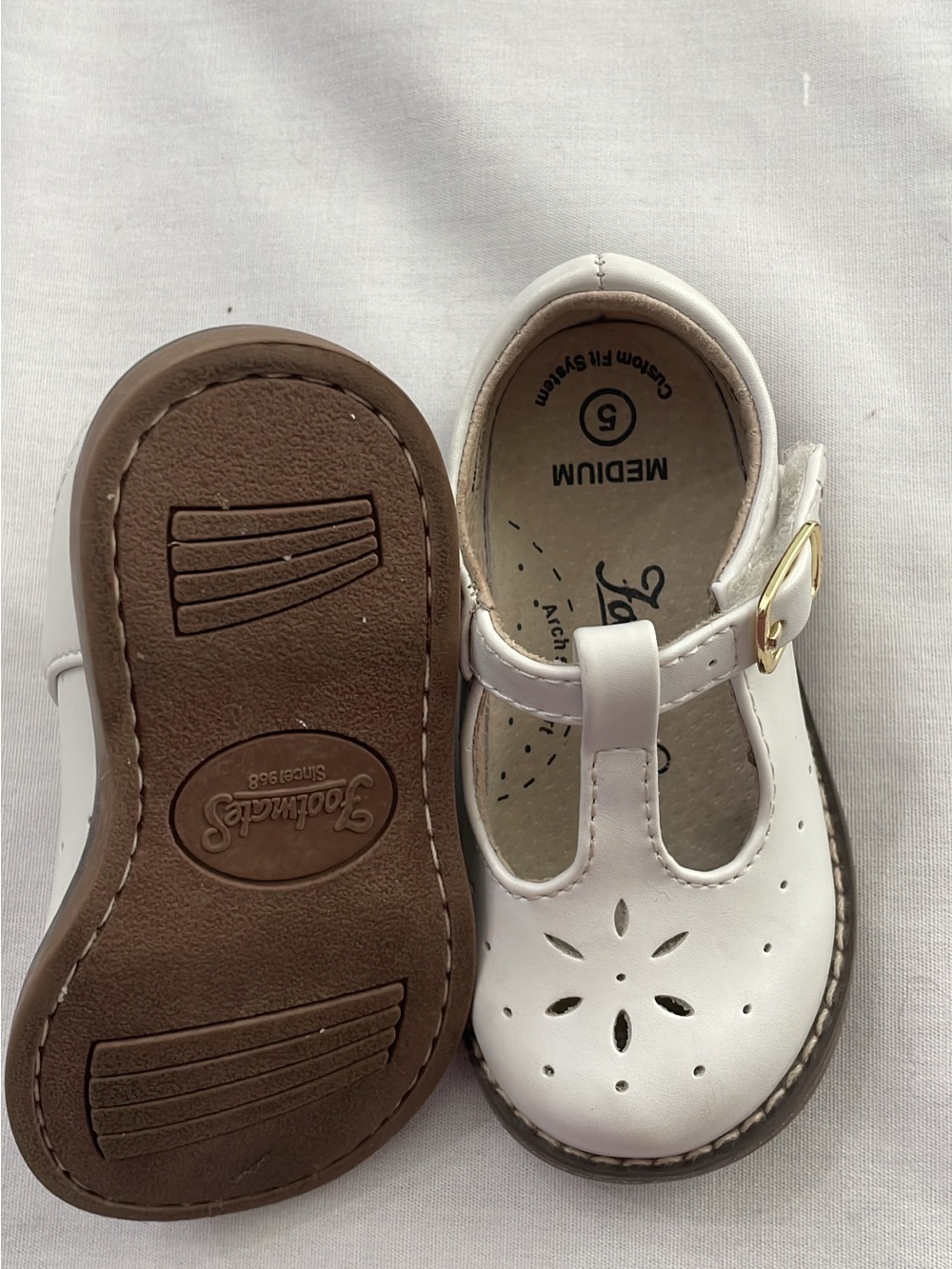 FootMates White T-Strap Dress Shoes for Girls
